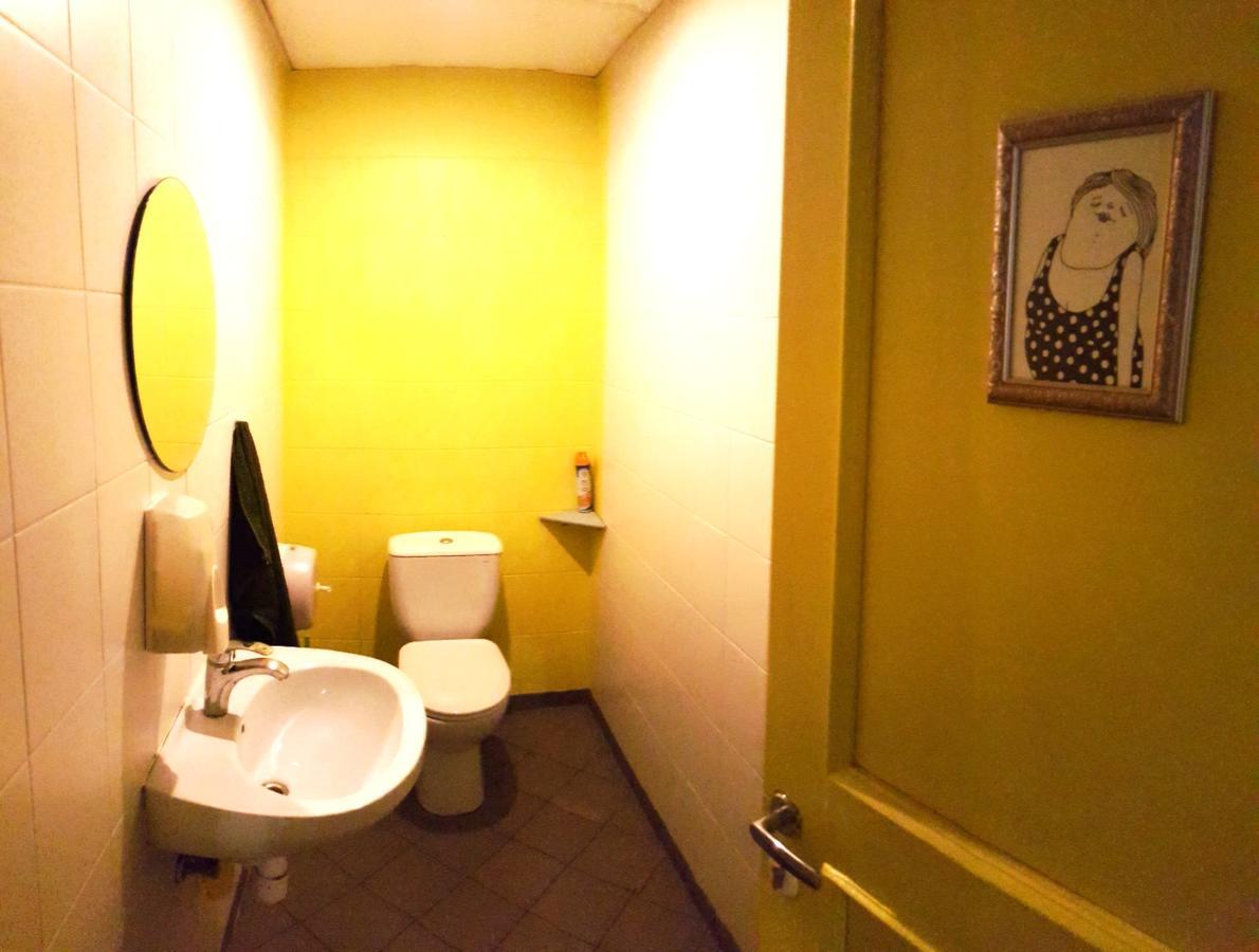 Nhà trọ Yellow Central